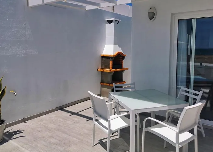 Luxury On The * Playa Honda (Lanzarote)